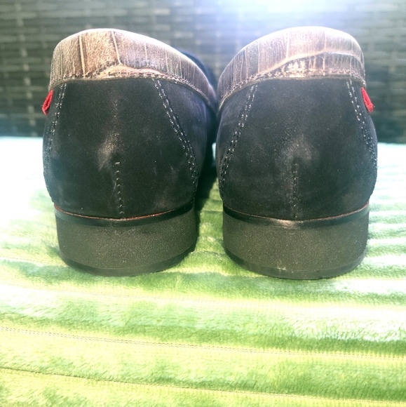 Marc Joseph-New York Women's Black Suede Leather and Croc Loafers. Size 10. - Picture 12 of 16